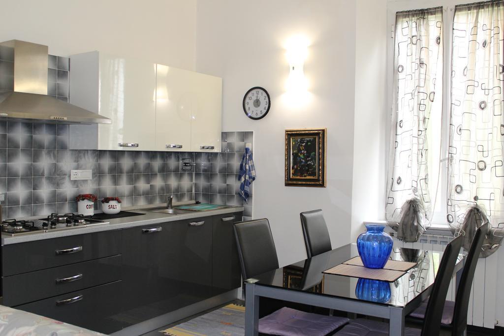 Chez Elio Apartment ลาสเปเซีย ภายนอก รูปภาพ